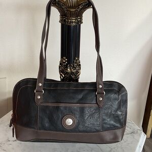 Chic Black and Brown Leather Shoulder Bag